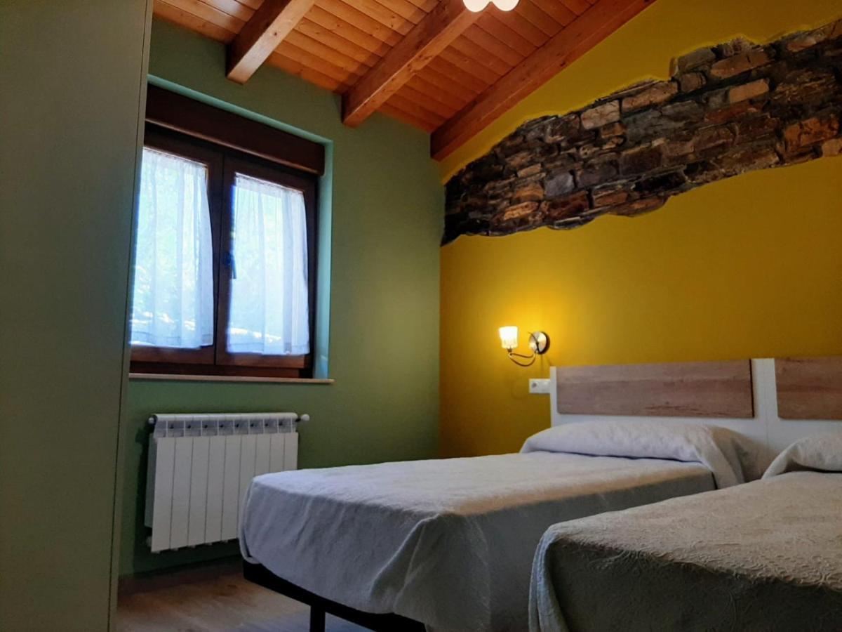 Villa Vivienda Turistica à A Madanela Extérieur photo